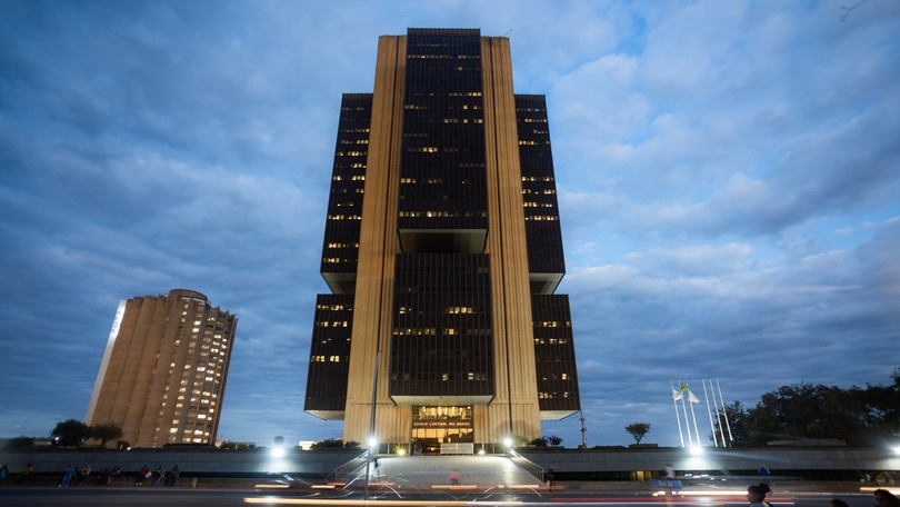 Resilient labor market adds pressure to interest rate outlook Economy