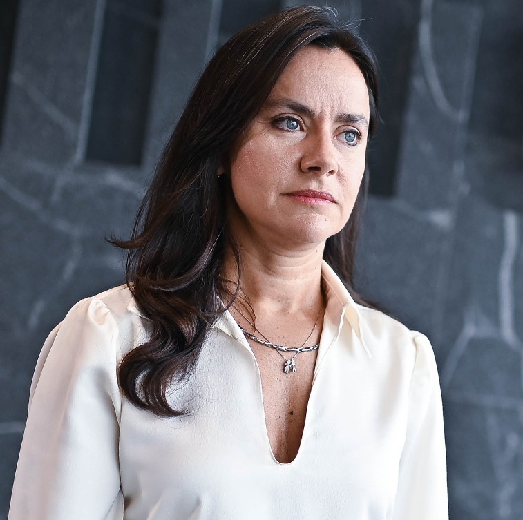 Government cuts 2026 surplus forecast to R$3.5bn