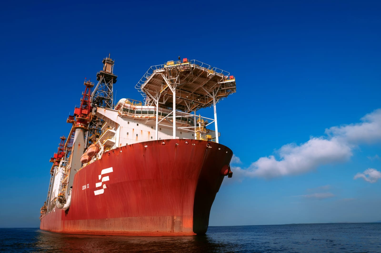 Oil regulator allows Petrobras to resume drilling in new oil frontier