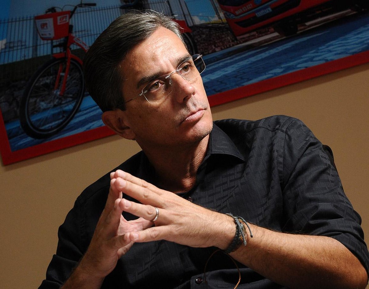 In Rio state, two cities study how not to waste oil wealth