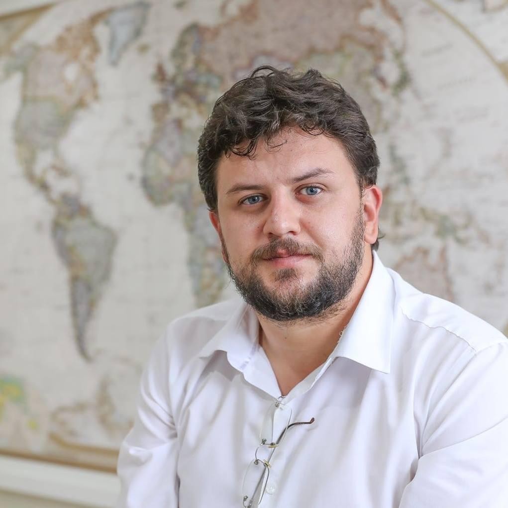 Investigations become campaign ammunition against Lula