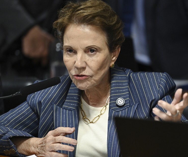 Senators seek farm debt deal before 2026/27 plan