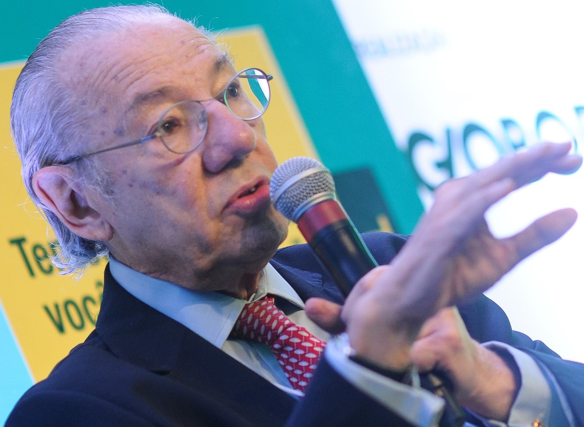 Brazil urged not to make early concessions to U.S.