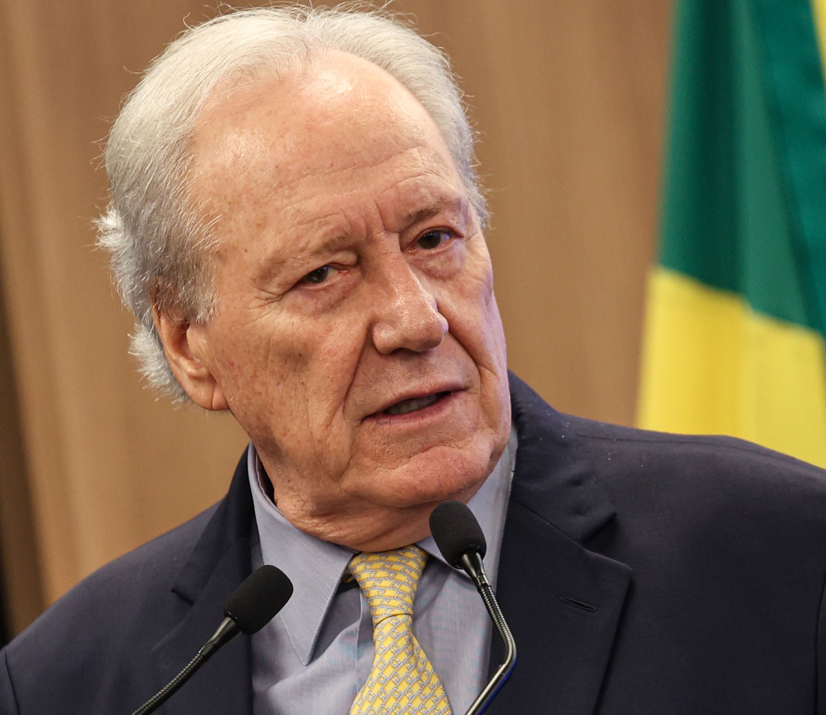 Justice minister, Rio governor clash over military aid in security crisis