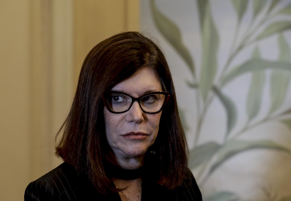 Petrobras posts first loss in almost four years