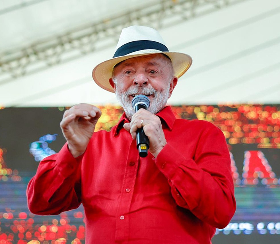 Lula steps up rollout of public works as electoral deadline approaches