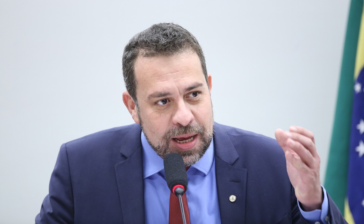 Boulos prioritizes measures for app-based workers