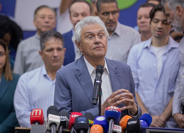 Center-right bid in Brazil calls for amnesty to ease polarization