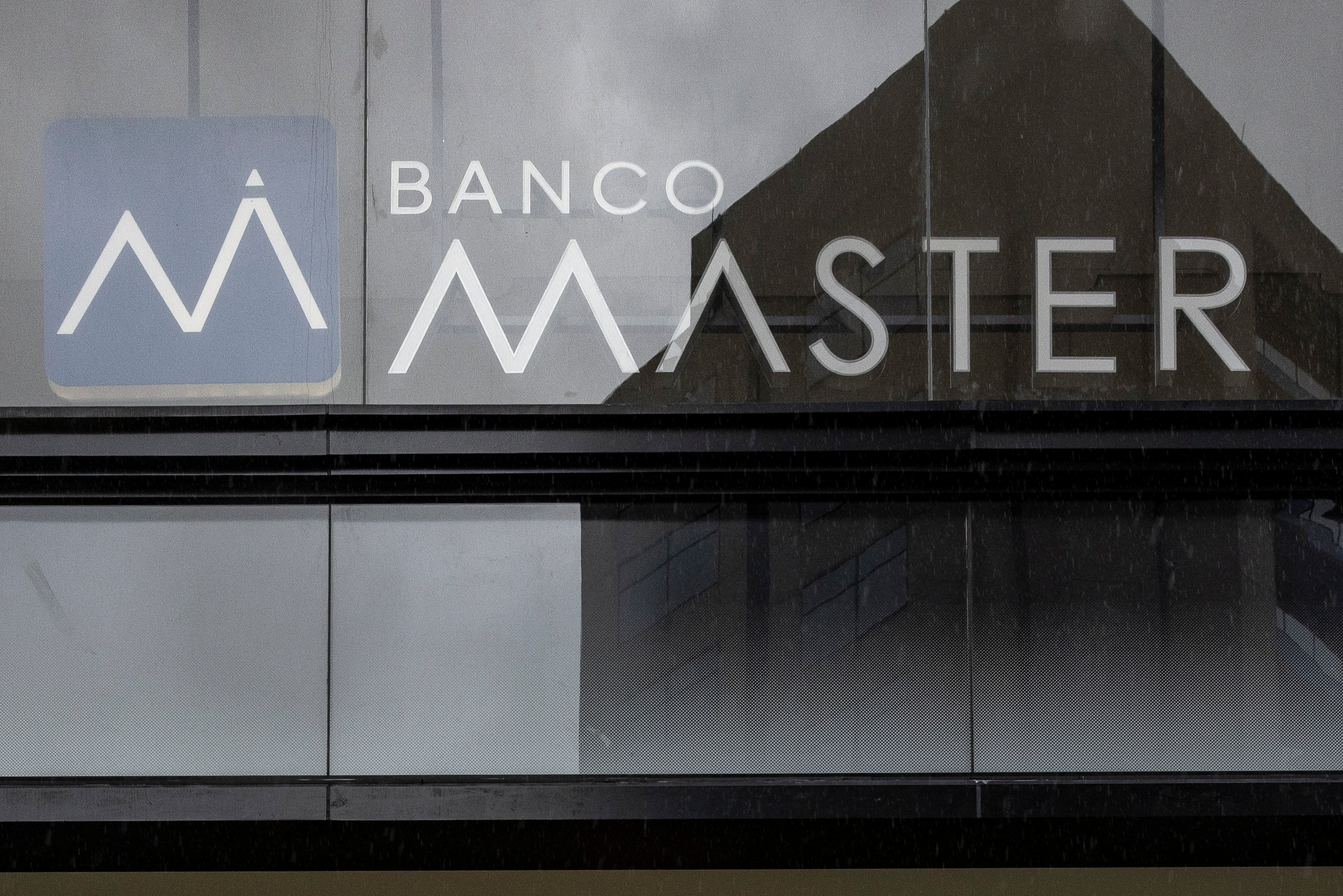 Reimbursement of Banco Master CDBs injects extra liquidity in market
