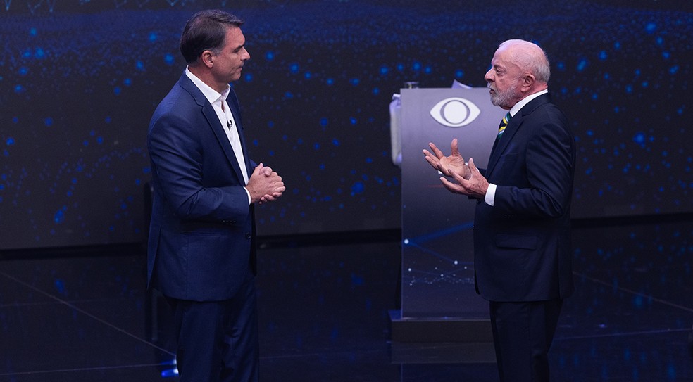 Campaigns set strategy for second presidential debate