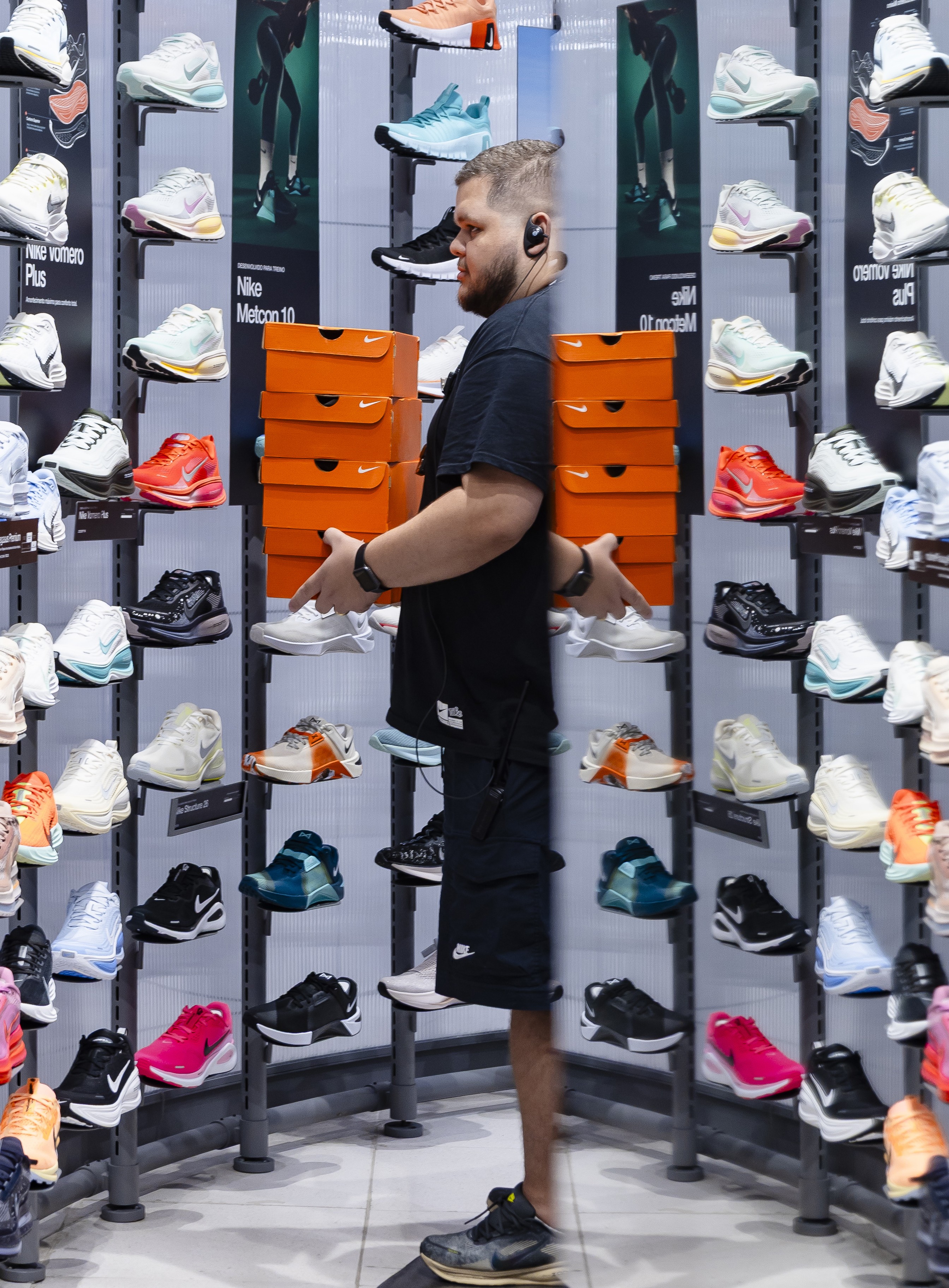 Retail rebounds in March with broad-based gains