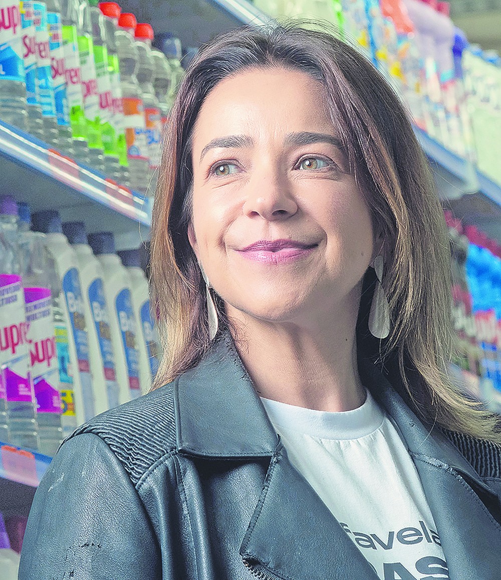 In favelas, ads shift from painted walls to digital displays