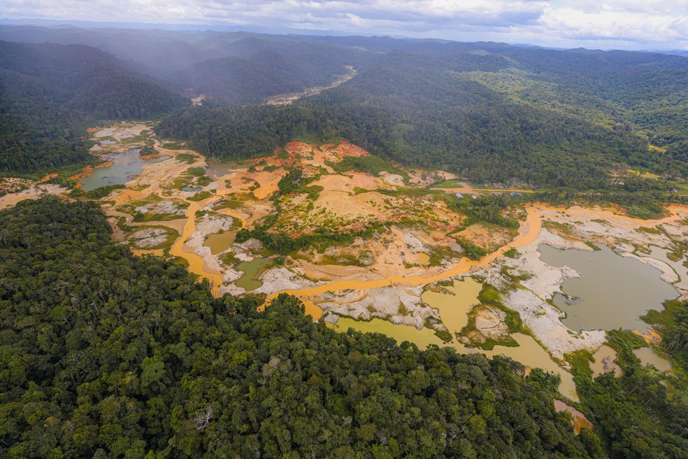Illegal mining in Yanomani indigenous territory — Foto: MMA/Divulgação