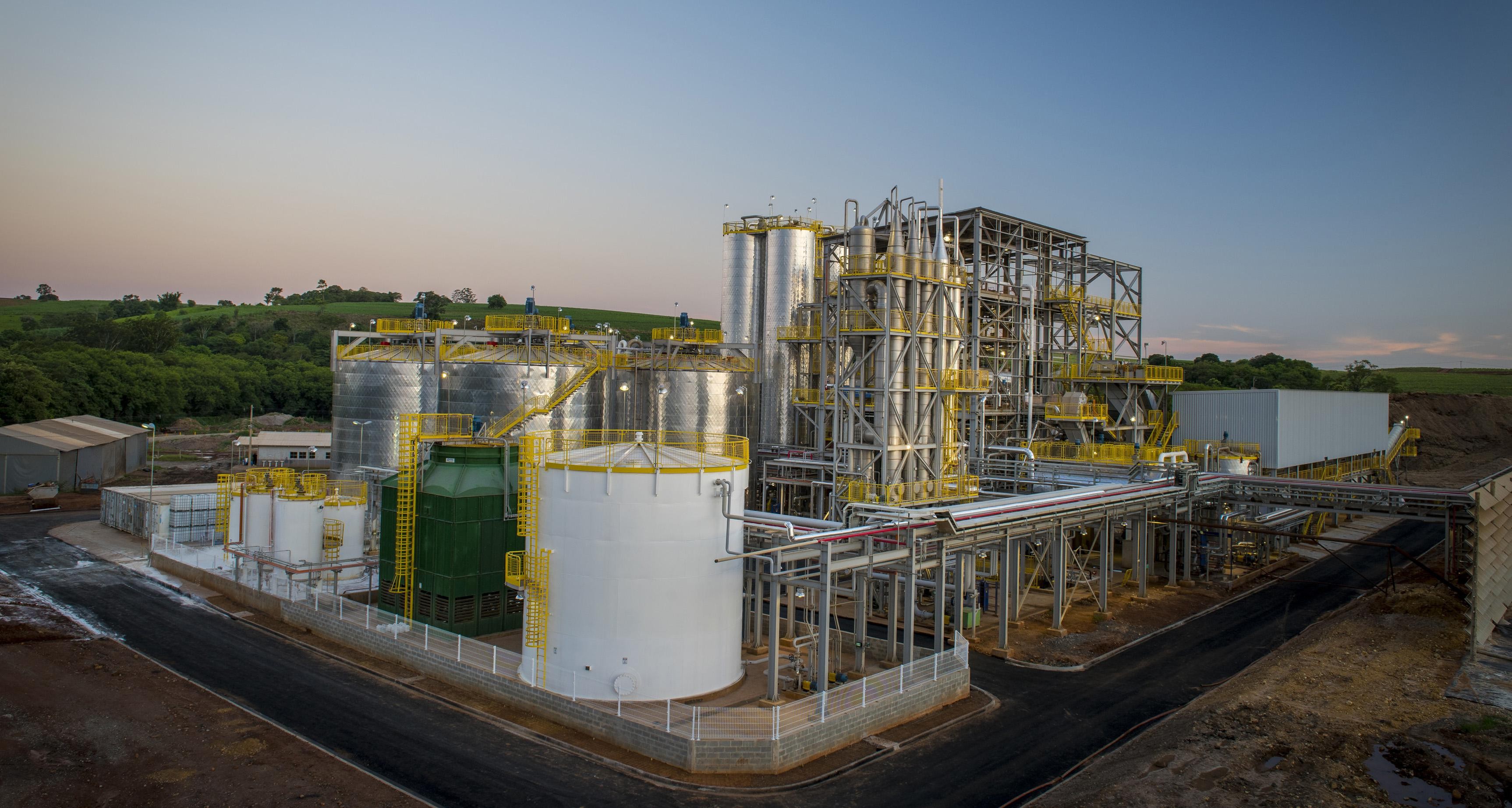 Oil risk premium clouds outlook for Brazil’s ethanol and sugar