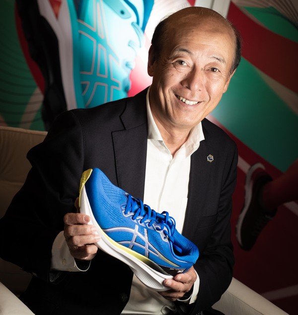 Asics to fourfold number of stores in Latin America Business