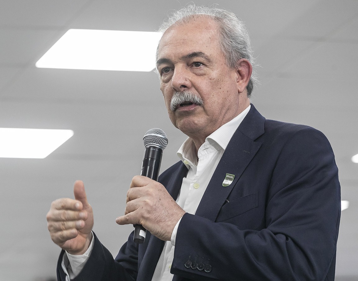 Brazil development bank bets on railways in new infrastructure push