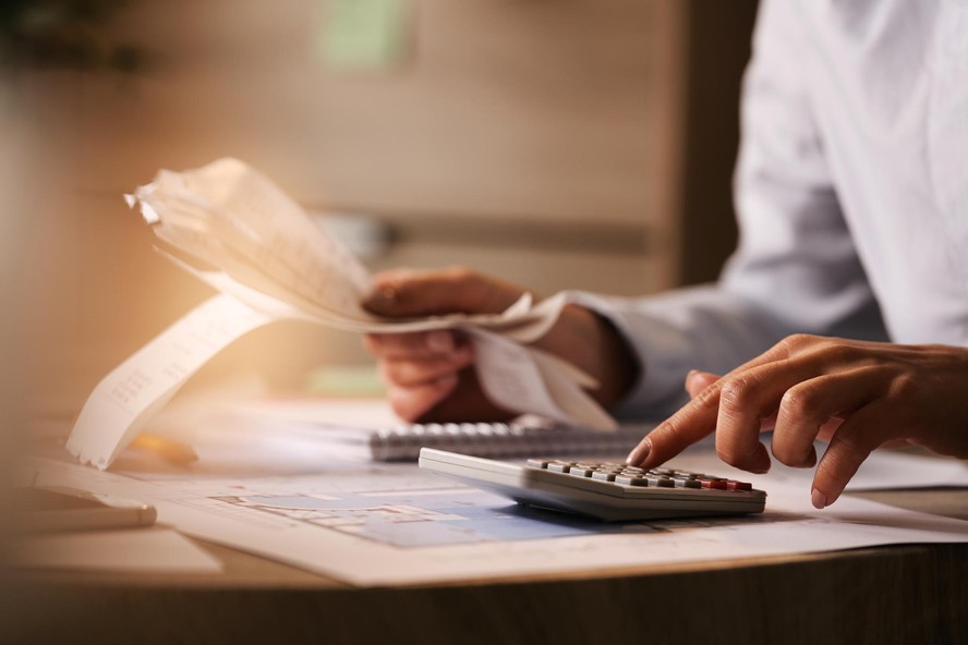Analysts are starting to review forecasts, which could translate into a broader shift in the market's outlook