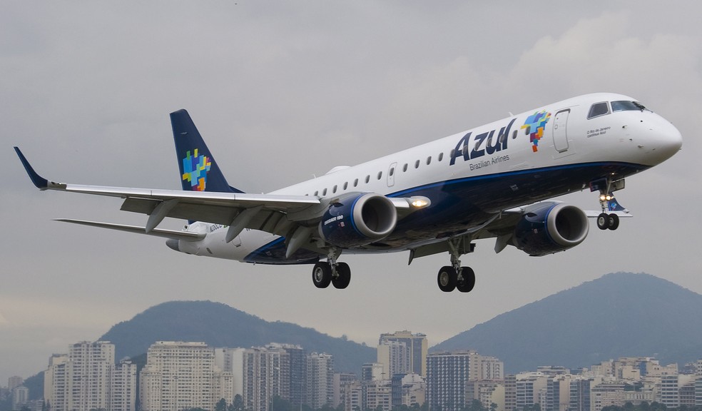 Gol parent says merger still on track despite Azul restructuring