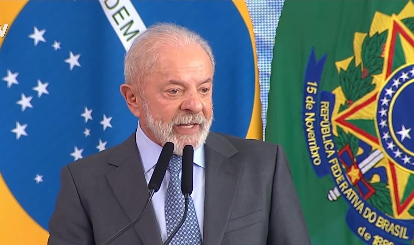 Lula enacts Mercosur-EU deal, hails multilateral trade ties