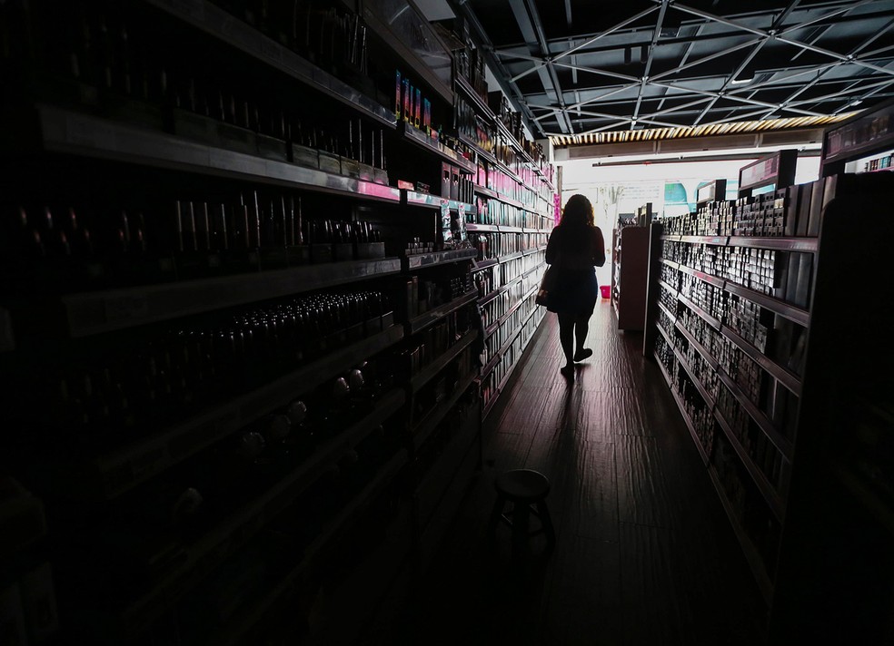 Retail businesses without power in São Paulo: recurring problems at Enel are drawing interest from potential buyers — Foto: Paulo Pinto/Agência Brasil