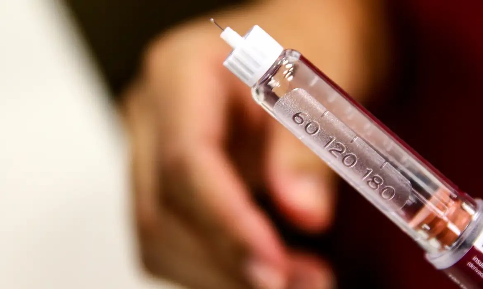 EMS kicks off Brazil's race for cheaper GLP-1 weight-loss drugs