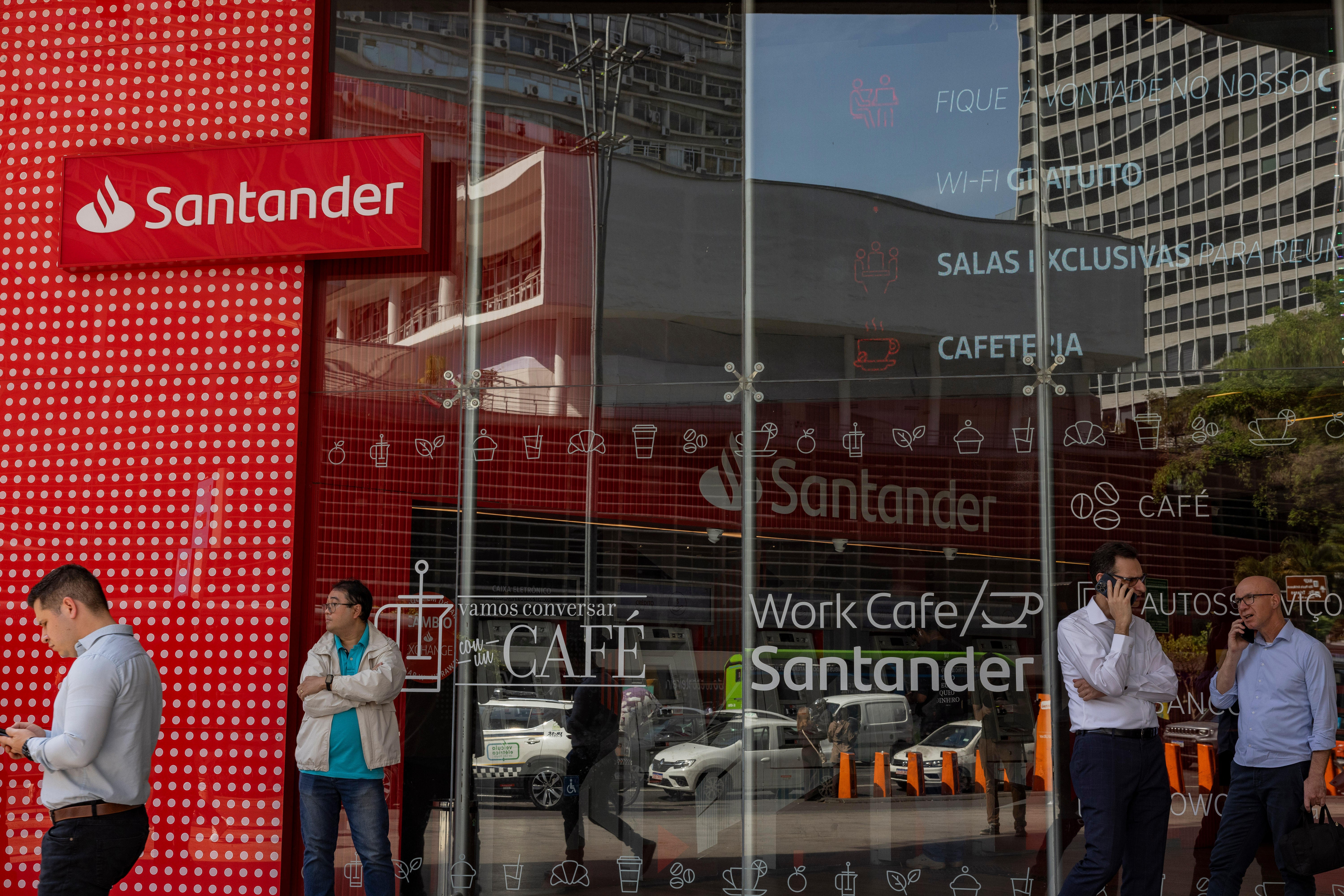 Santander Brazil sees rising delinquencies and lower profit