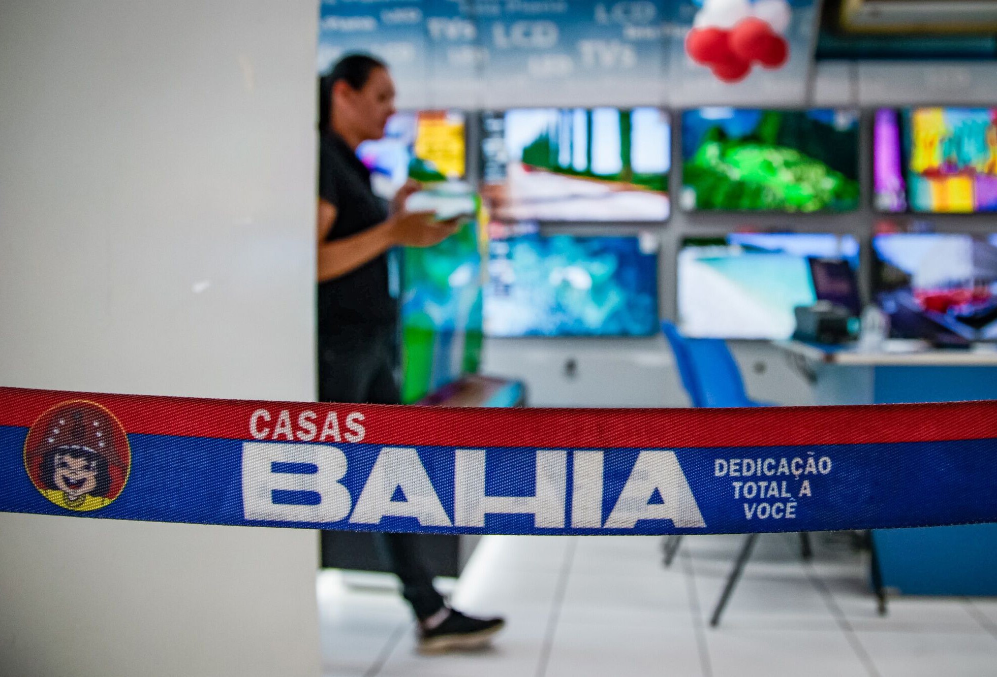 Casas Bahia delays seller payments, deliveries amid logistics strain