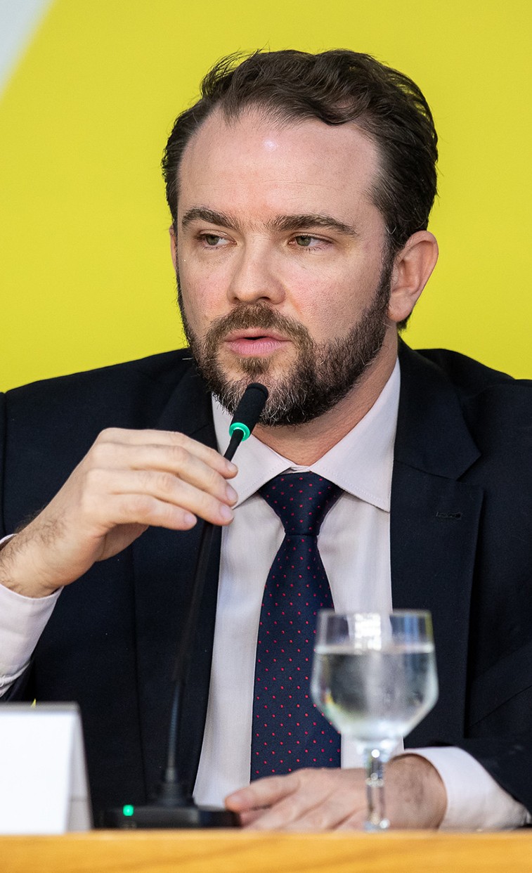 Government unveils new fuel relief package as oil prices rise