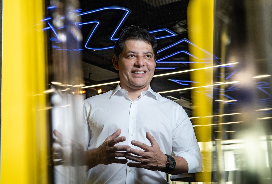 Governance guides companies when strategic leaders are absent